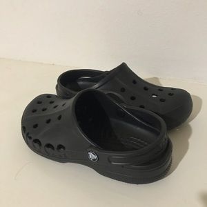 Baya black crocs new condition and comes with box!